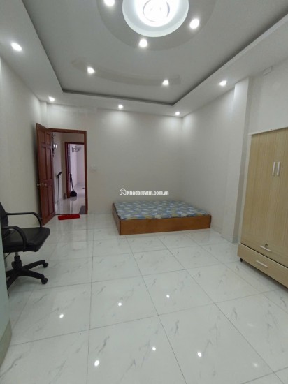 PHÒNG FULL NỘI THẤT  QUẬN 12  GIỜ GIẤC TỰ DO CHỈ 3,2 TRIỆU/ THÁNG